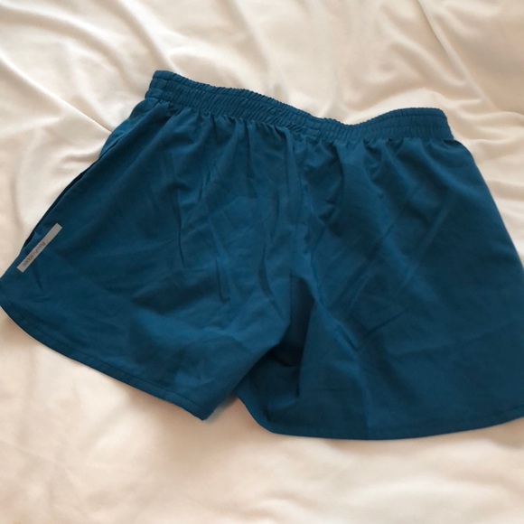 Adidas running shorts - Picture 2 of 3